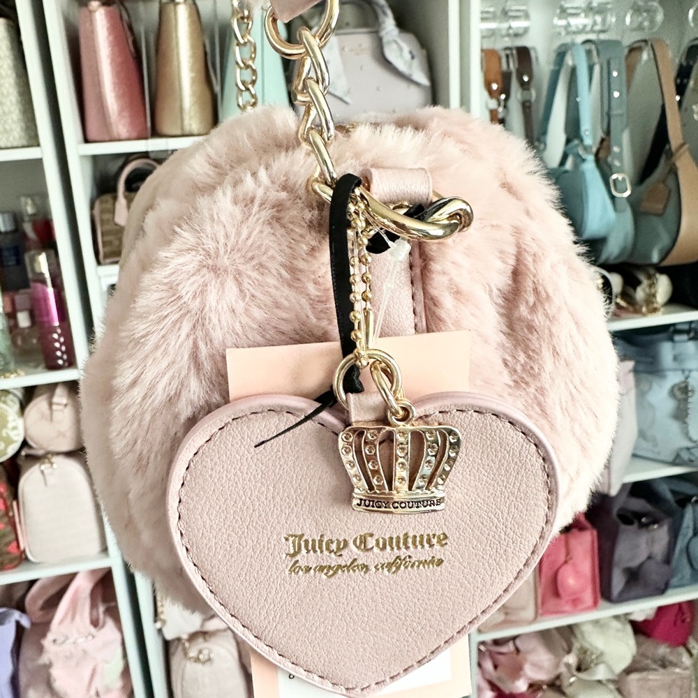 Juicy Couture Dusty Blush Pink Faux Fur Barrel Bag - Picture 3 of 4